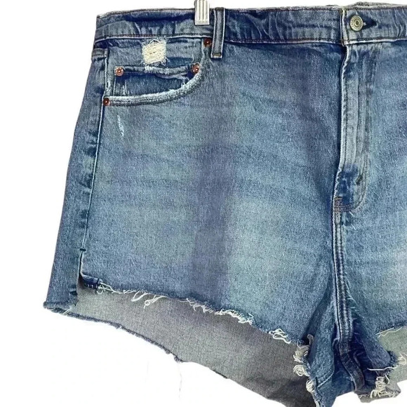 Abercrombie & Fitch Women 22 36 High Rise The Mom Cutoff Shorts Blue Raw Hem NEW - Picture 2 of 10